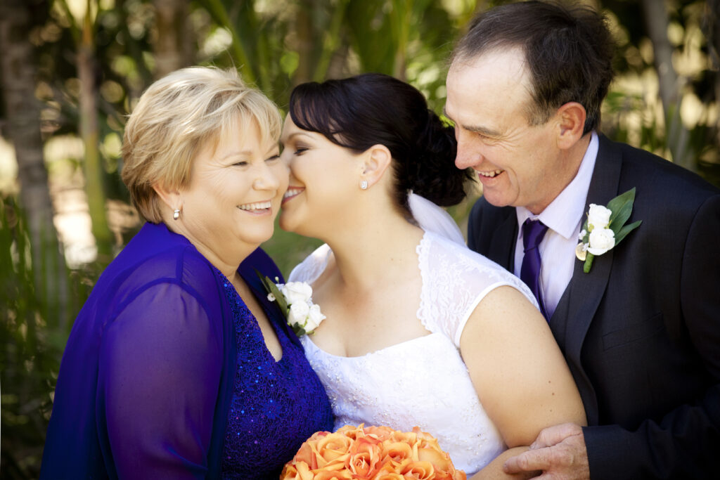 show love between bride and parents